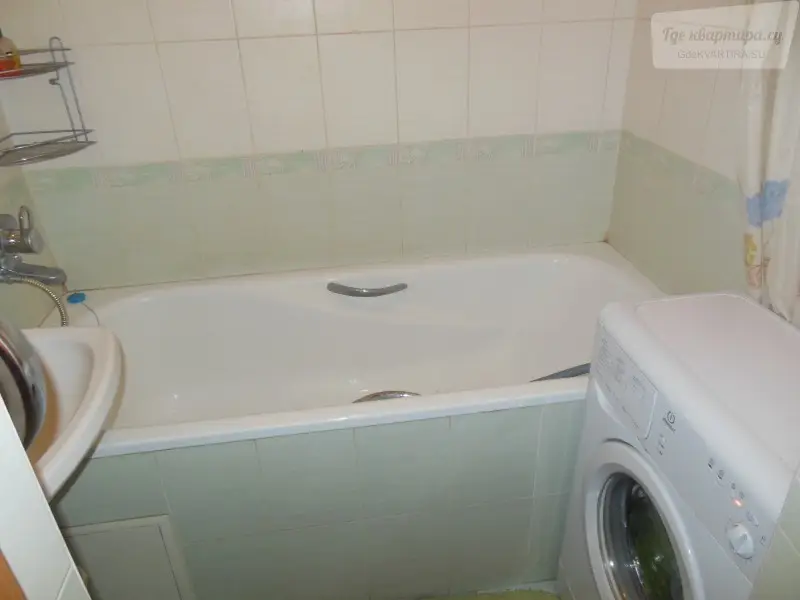 Красный проспект, 30